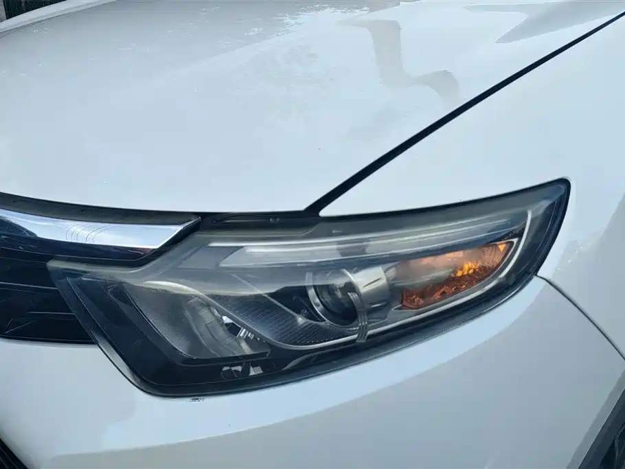 Soueast DX7 1.5 T Manual Luxury