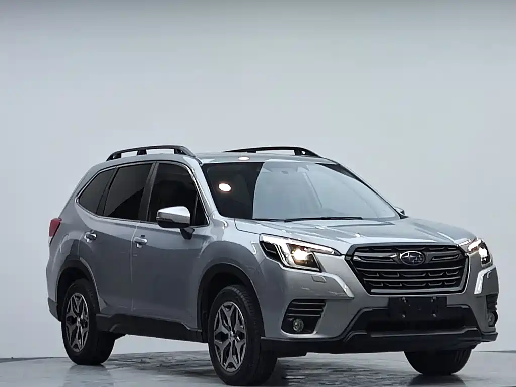 Forester 2.0 i AWD Luxury EyeSight