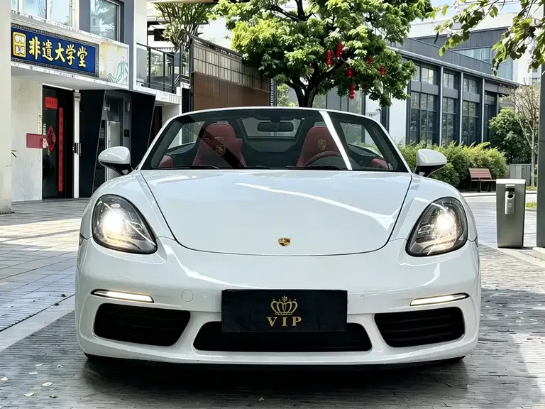 Porsche 718 Boxster 2.0 T