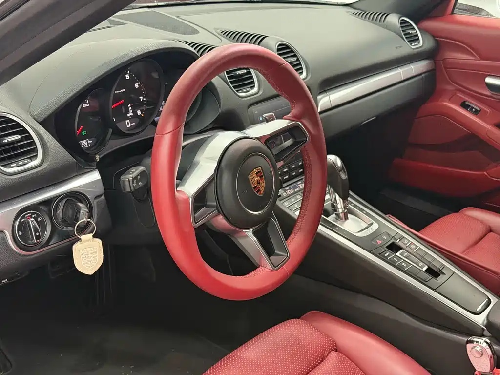 Porsche 718 Boxster 2.0 T