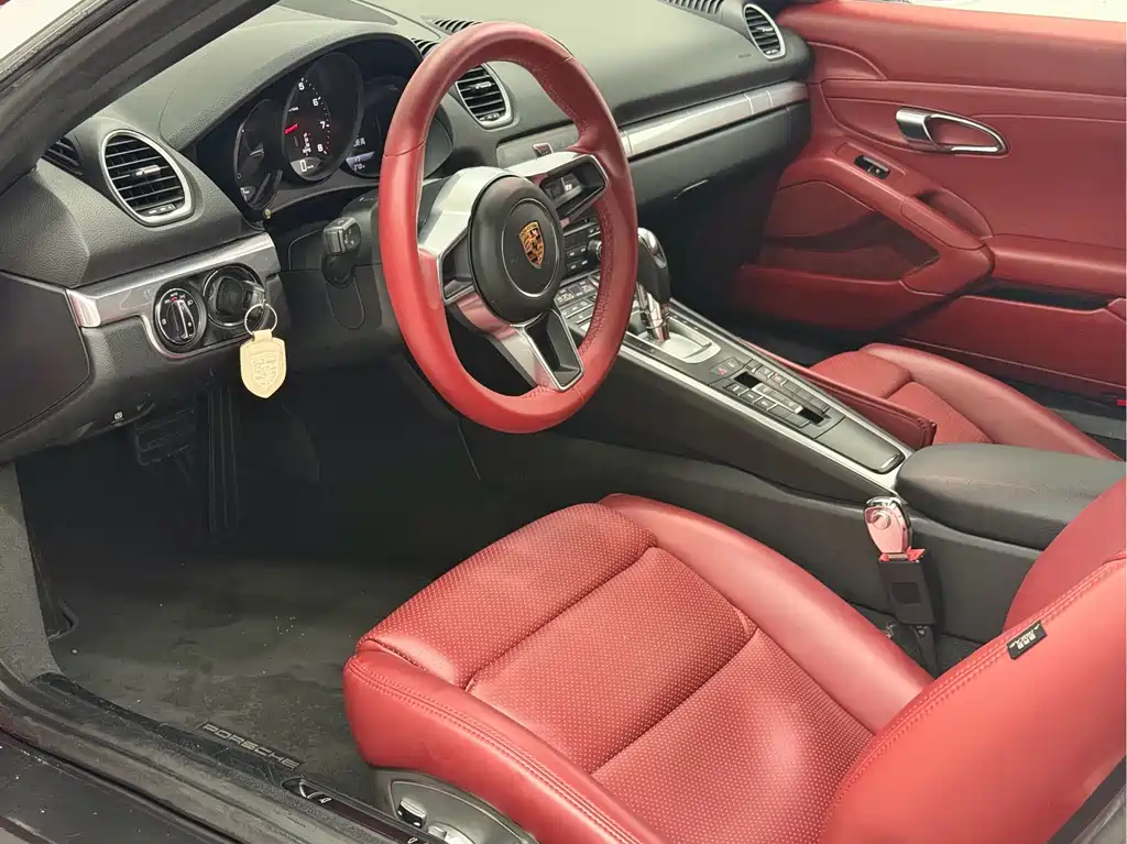 Porsche 718 Boxster 2.0 T