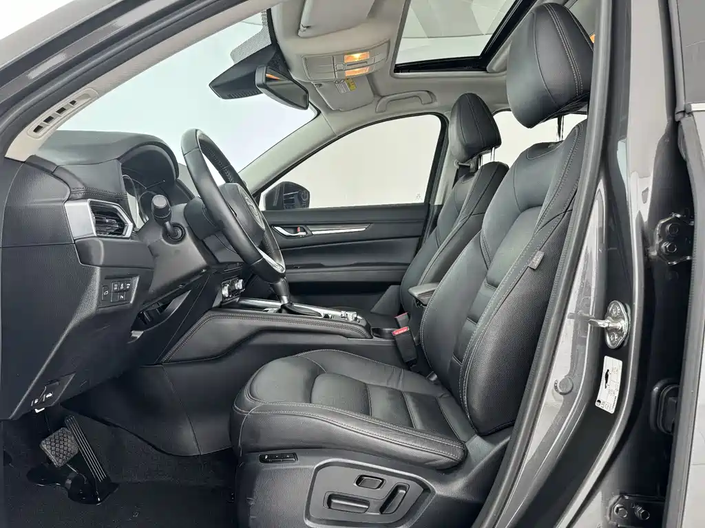 Mazda CX-5 马自达CX-5 2019款 云控版 2.5 L 自动四驱旗舰型 国VI