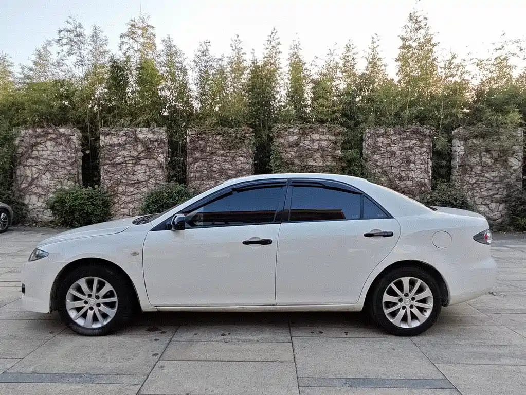 Mazda 6 2.0 L Auto Classic