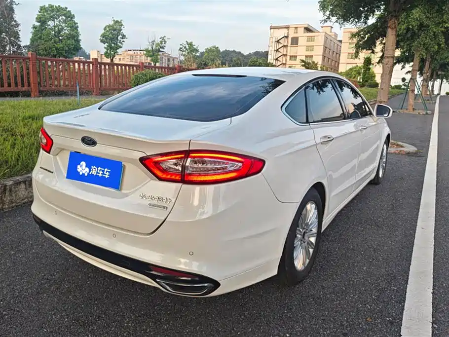 Mondeo 2.0 L GTDi200 Fashion