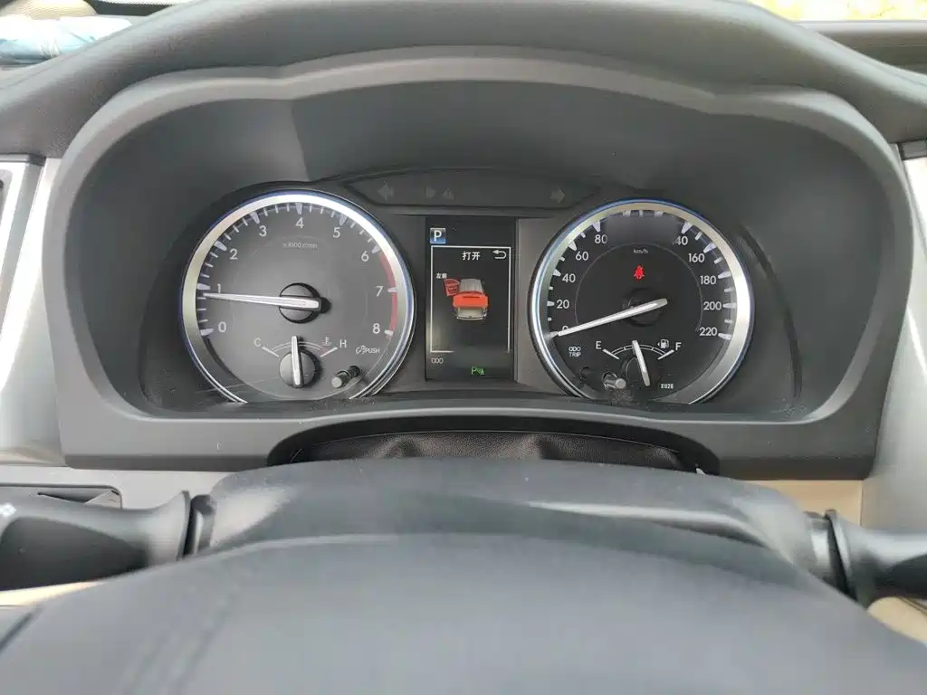 Highlander 2.0 T 4 WD Distinguished 7-seat CN-VI