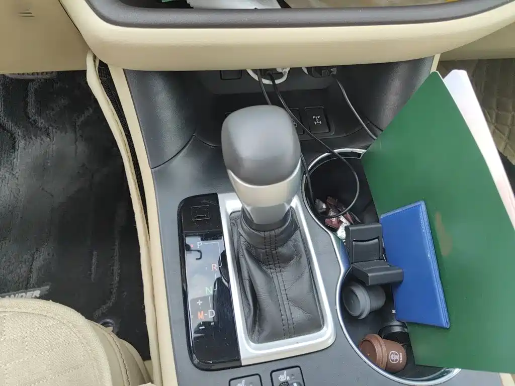 Highlander 2.0 T 4 WD Distinguished 7-seat CN-VI