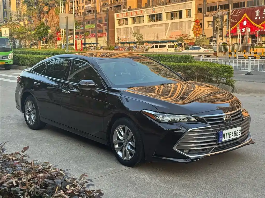 Avalon 2.5 L Luxury