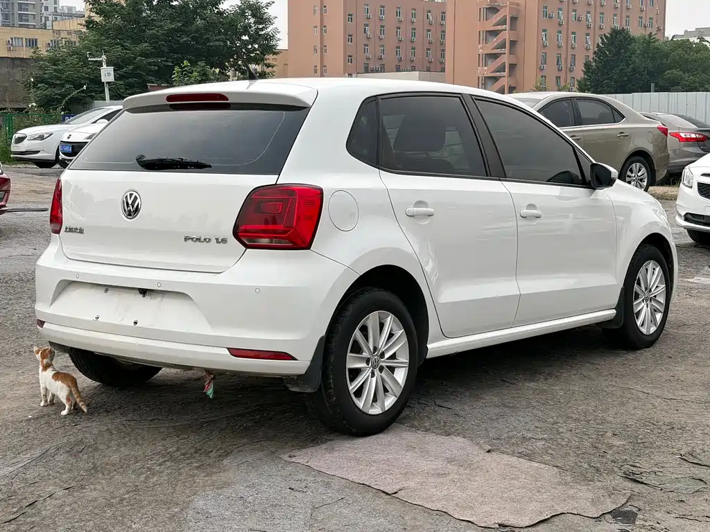 Polo 1.6 L Auto Comfort