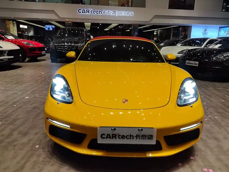 Porsche 718 Boxster 2.0 T