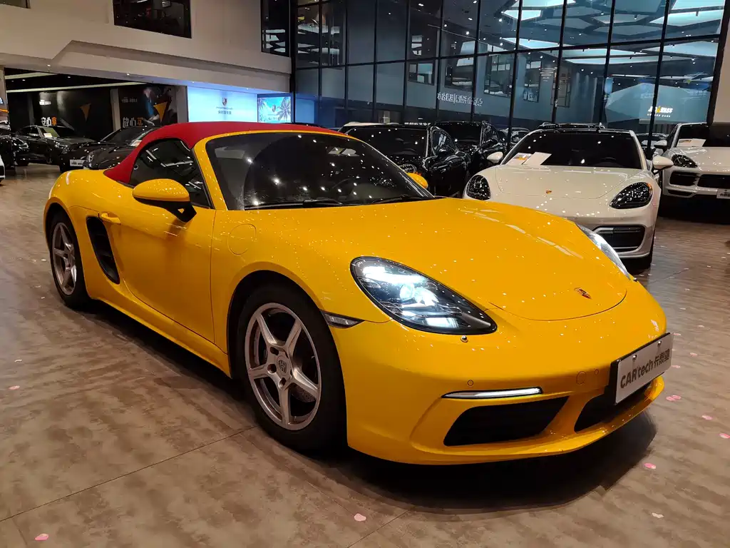 Porsche 718 Boxster 2.0 T