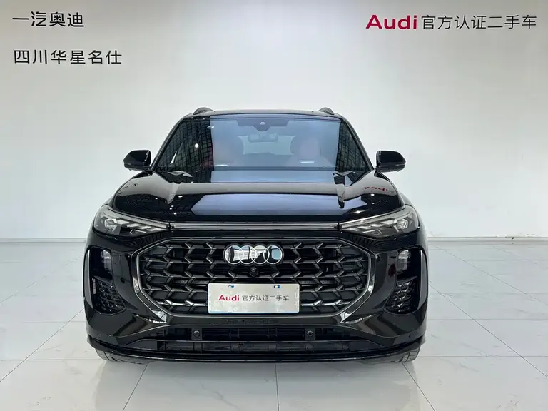 Audi Q6 45 TFSI quattro Black Warrior 6-seat