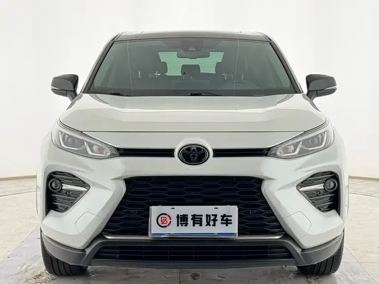 Toyota Wildlander 2.0 L CVT 4 WD Distinguished