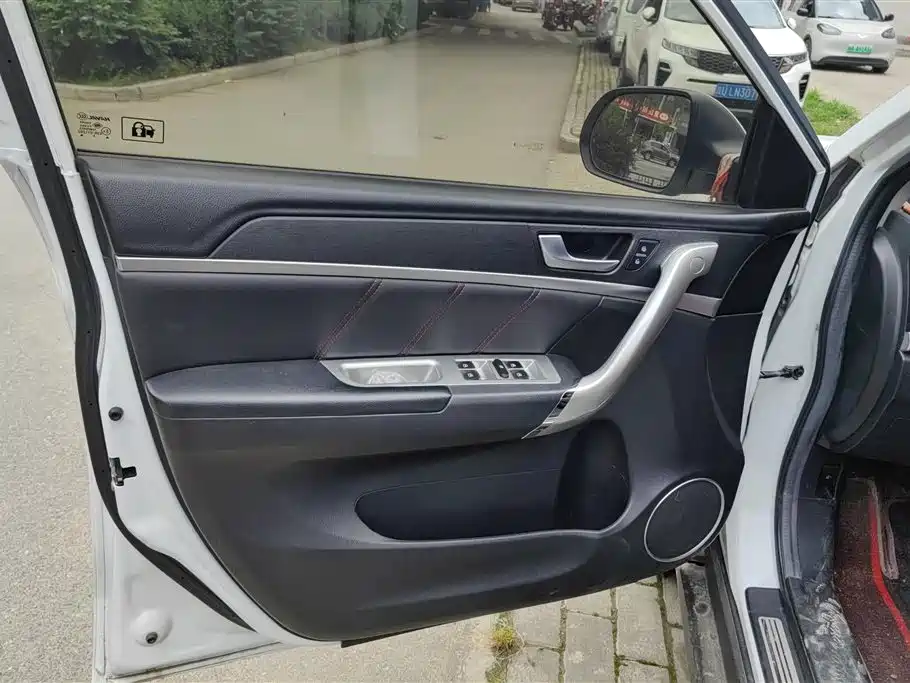 Haval M6 1.5 T Manual 2 WD Elite