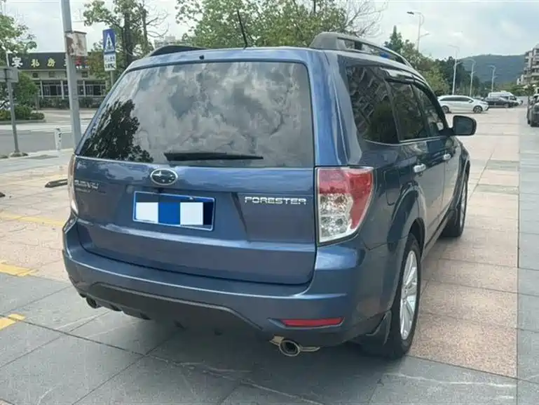 Forester Classic 2.5 XS Auto Luxury