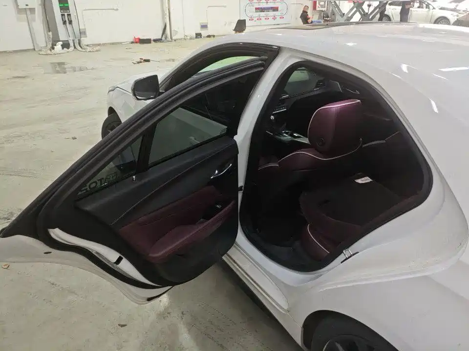 Cadillac CT4 28 T Distinguished