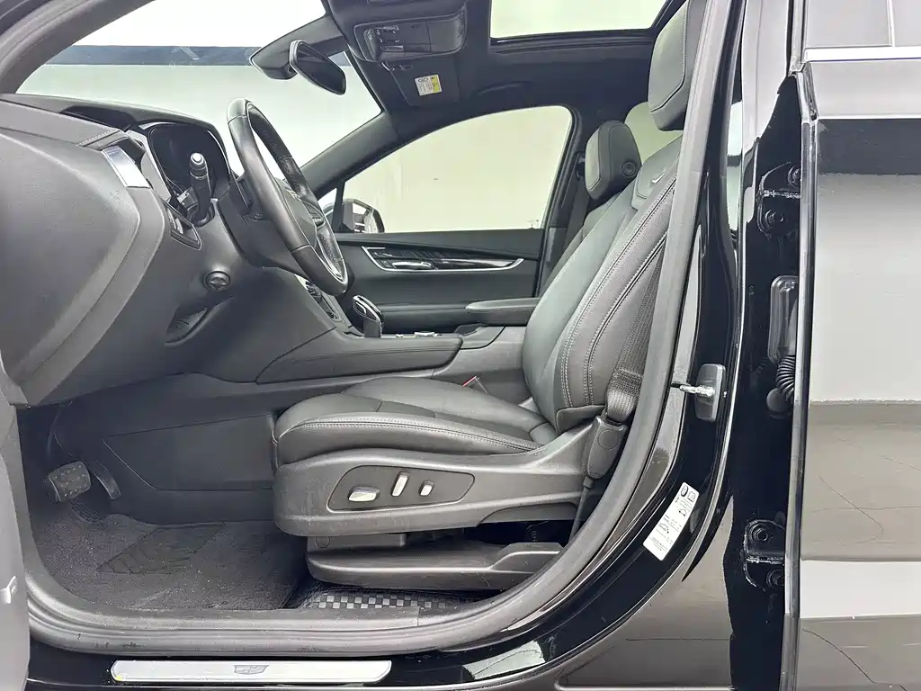 Cadillac XT6 2.0 T 6-seat 2 WD Luxury