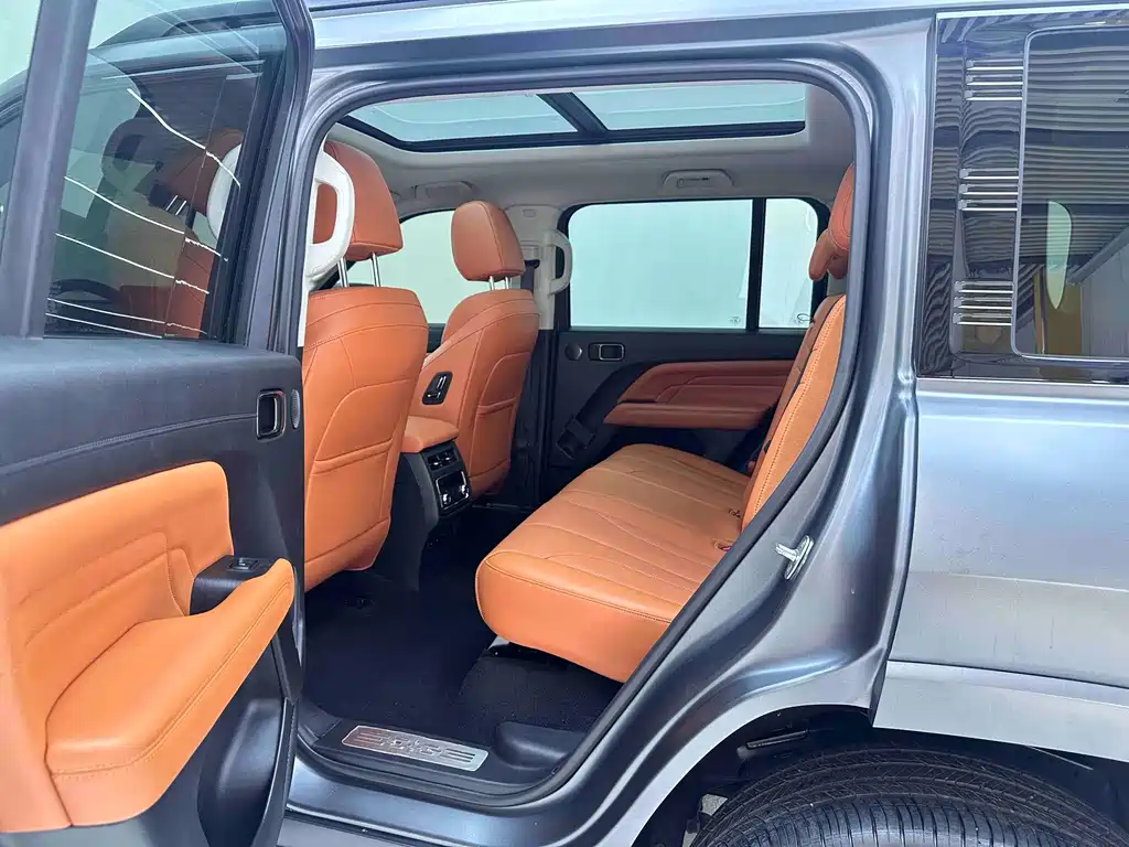 Haval H9 2.0 T Gasoline 4 WD Extreme Realm