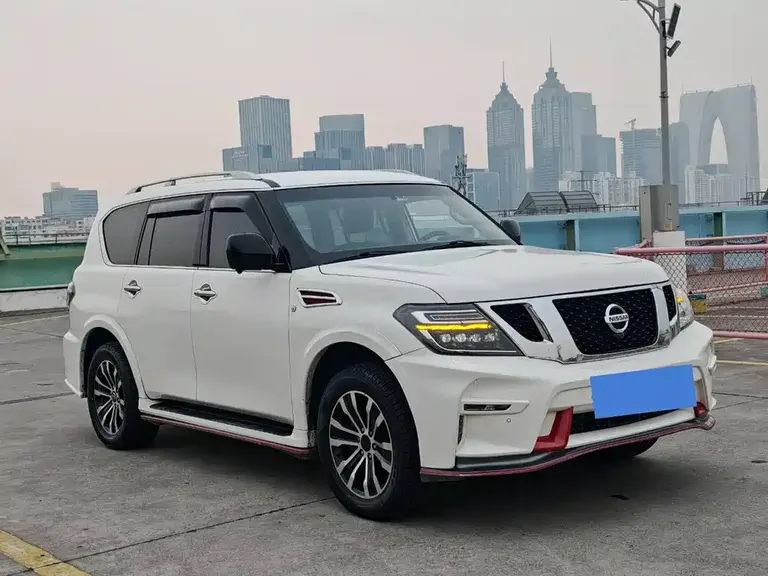 Nissan Patrol 4.0 L Leading Elite