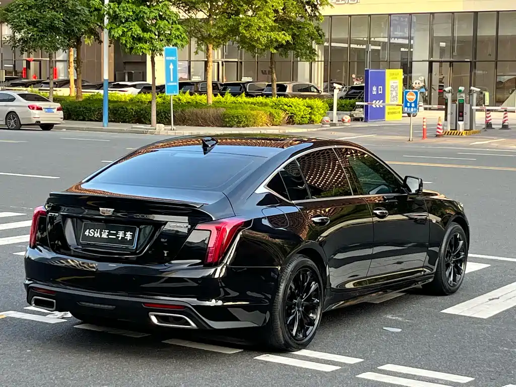 Cadillac CT5 28 T Luxury