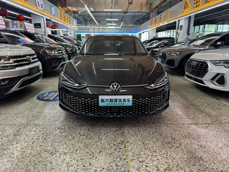 Volkswagen Lamando Lamando L 280 TSI DSG Spicy Cool