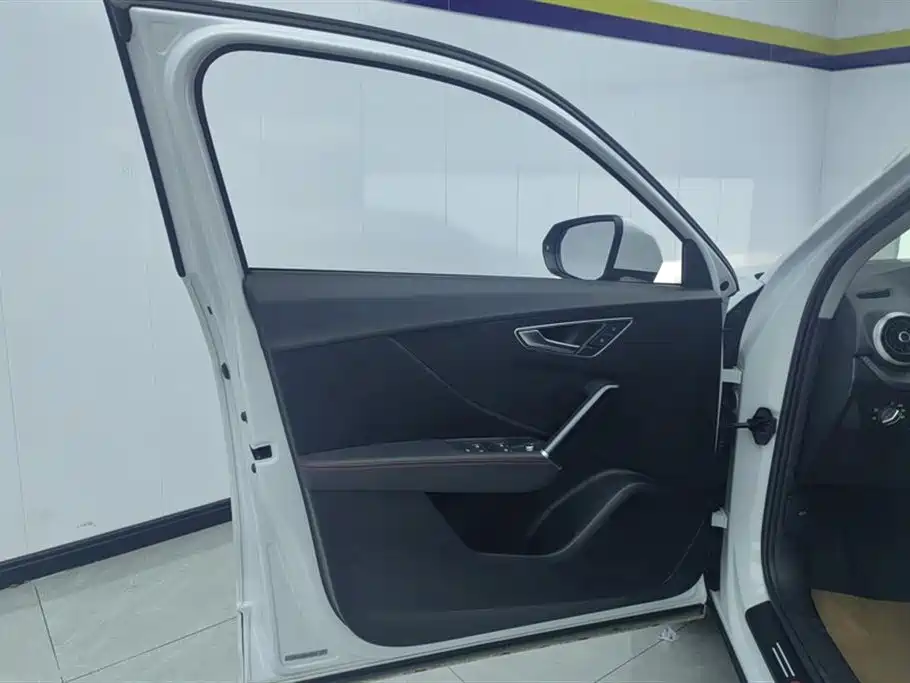 Audi Q2 L 35 TFSI Progressive Dynamic