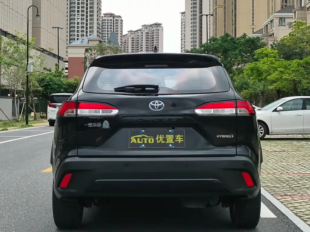 Corolla Cross Dual Engine 2.0 L Pioneer