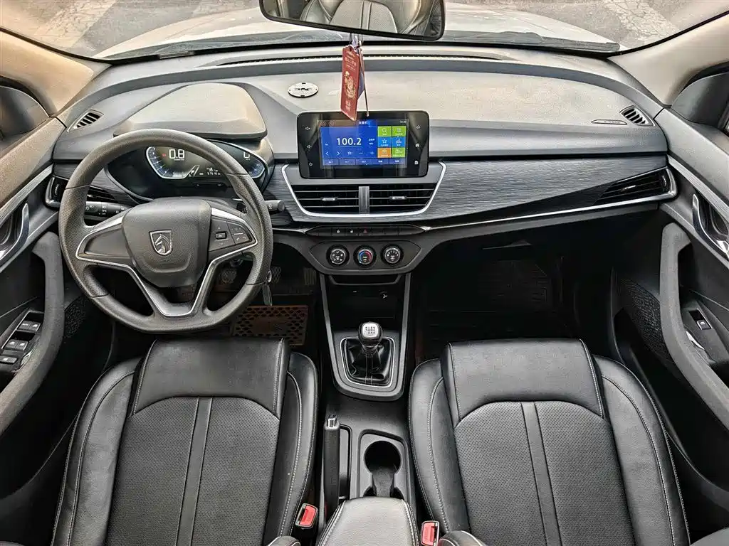 Baojun 360 1.5 L Auto Elite CN-VI
