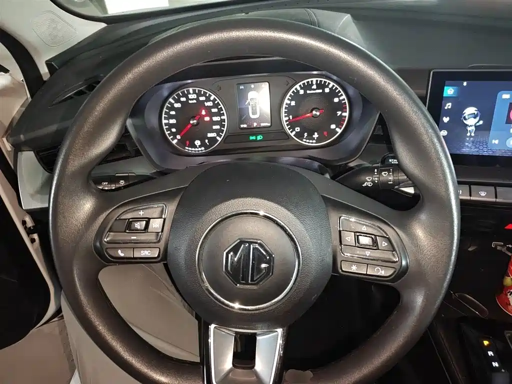 MG5 180 DVVT CVT Youth Style