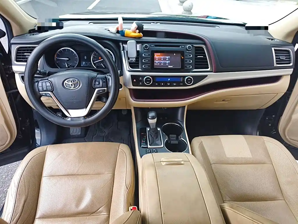 Highlander 2.0 T 4 WD Luxury 7-seat