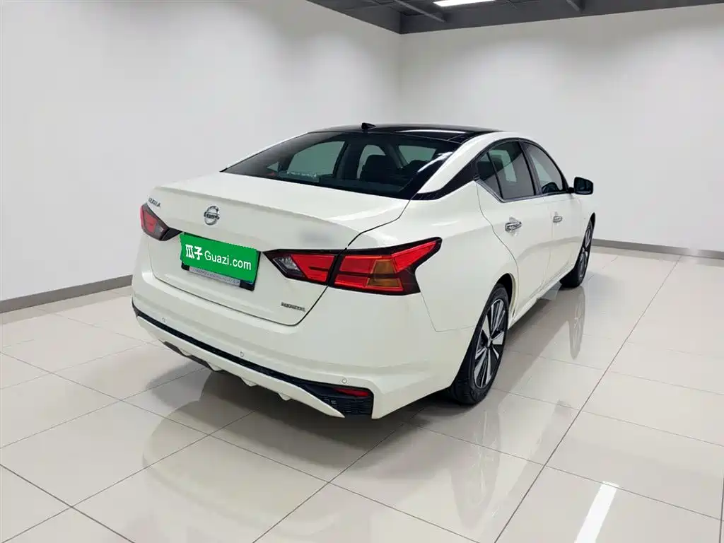 Teana 2.0 L XL Comfort