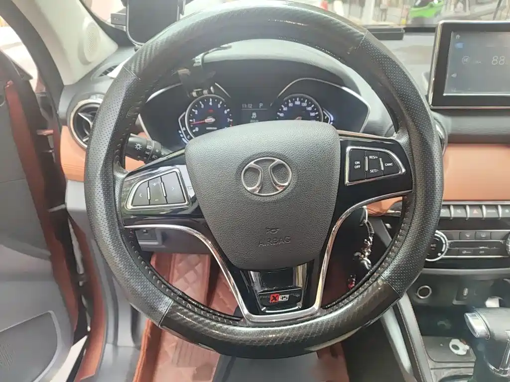 Senova X35 1.5 L Auto Luxury