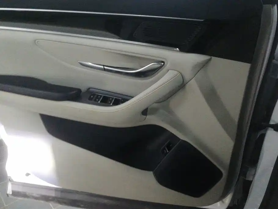 Song PLUS NEV Glory DM-i 110 km Flagship PLUS