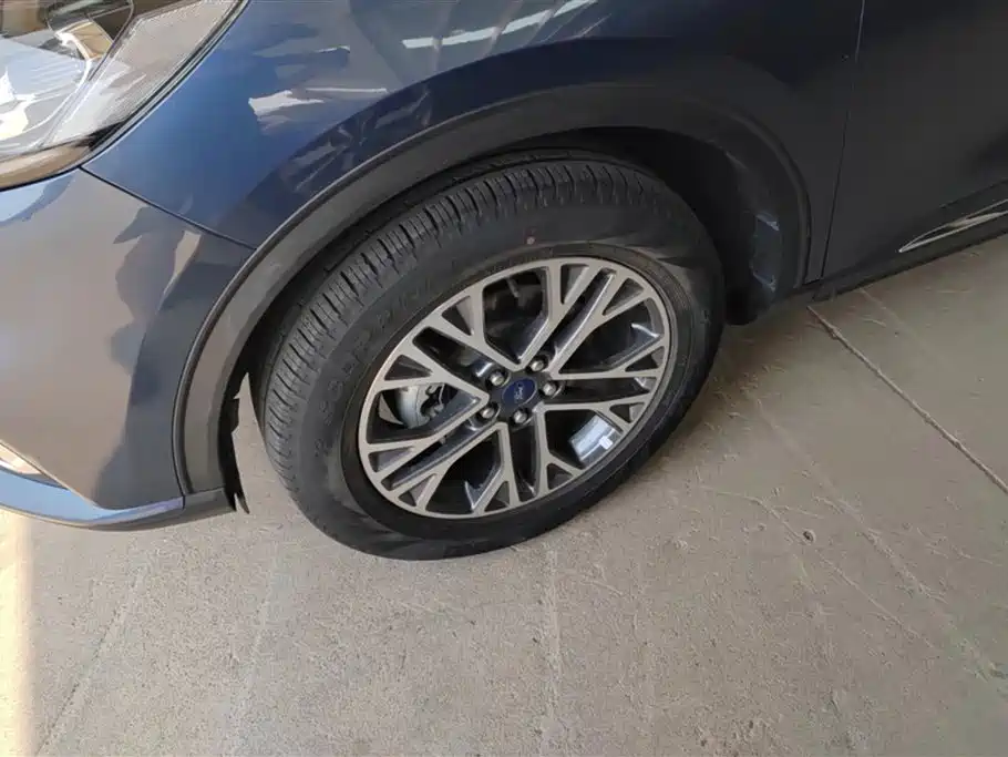 Escape EcoBoost 245 4 WD Excellence Enjoyment