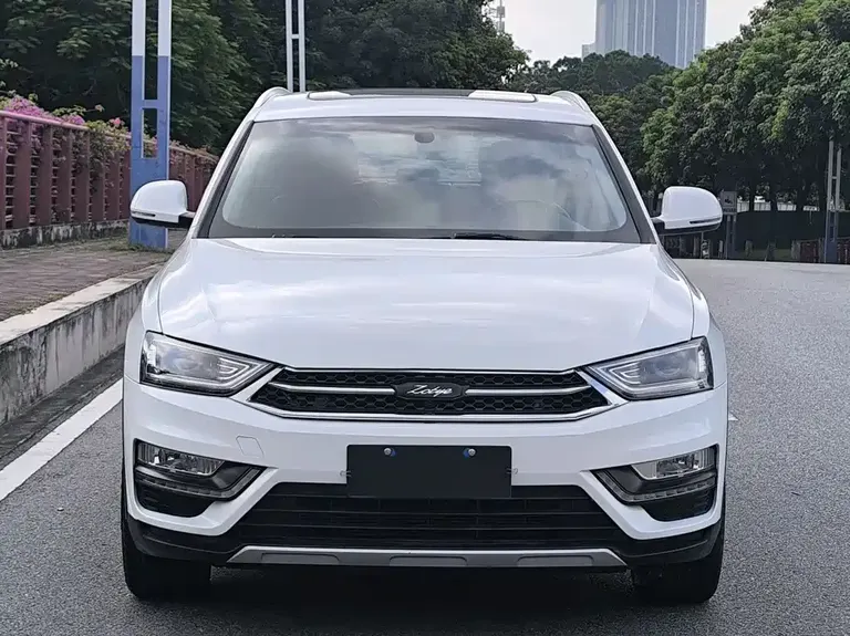 Zotye SR7 众泰SR7 2017款 1.5 T CVT魔方之梦版