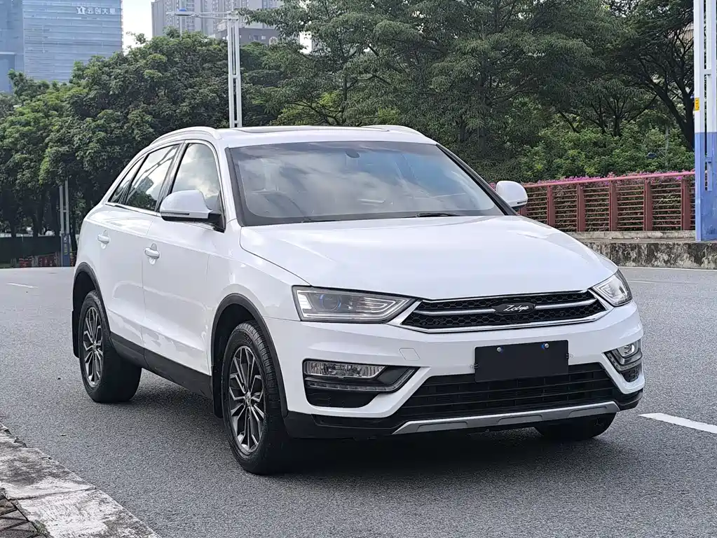Zotye SR7 众泰SR7 2017款 1.5 T CVT魔方之梦版