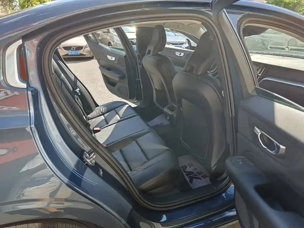 Volvo S60 T4 Smart Ease Luxury