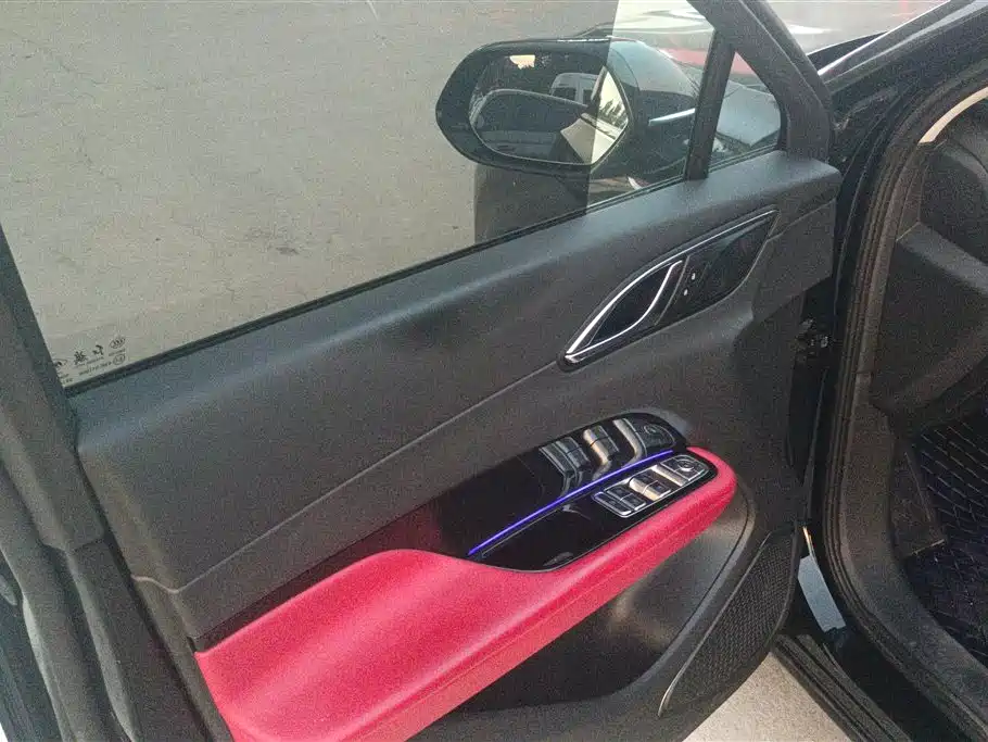 Hongqi HS3 1.5 T 2 WD Good Deed