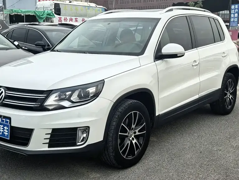 Volkswagen Tiguan 1.8 TSI Auto 4 WD Luxury