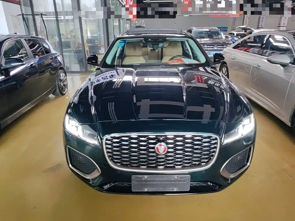 Jaguar XFL XFL 2.0 T P250 2 WD Premium Luxury Gilt