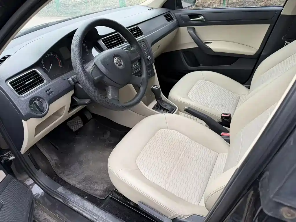 Rapid 1.6 L Auto Smart Select