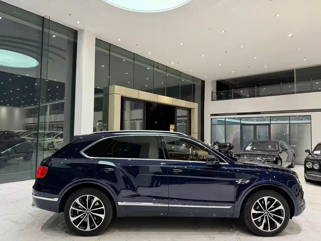 Bentayga 6.0 T Standard