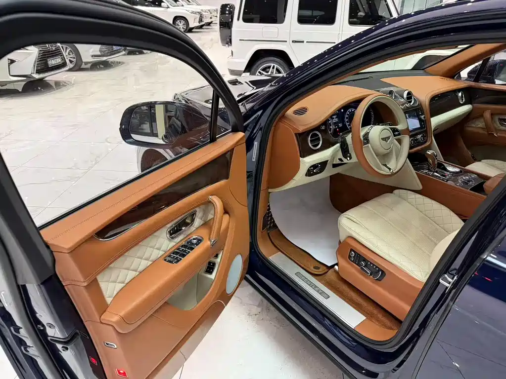 Bentayga 6.0 T Standard