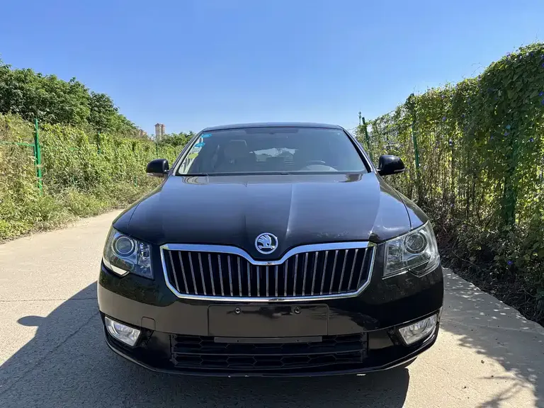 Skoda Superb 1.8 TSI Auto Noble