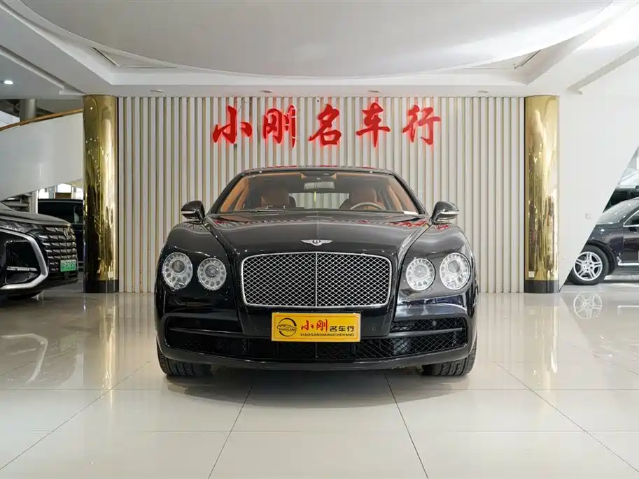 Flying Spur 4.0 T V8 Standard