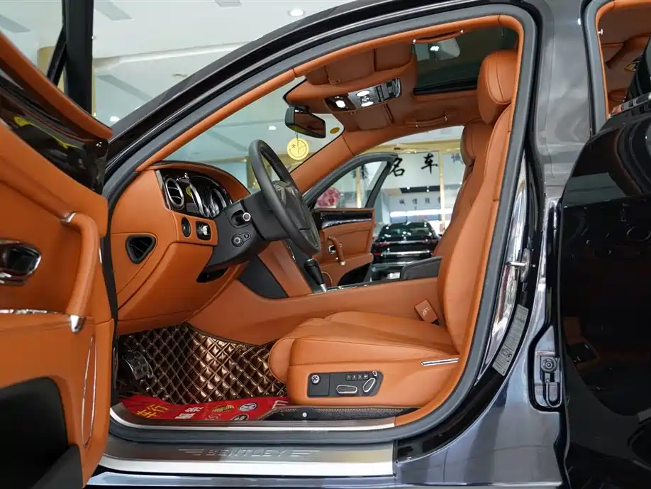 Flying Spur 4.0 T V8 Standard