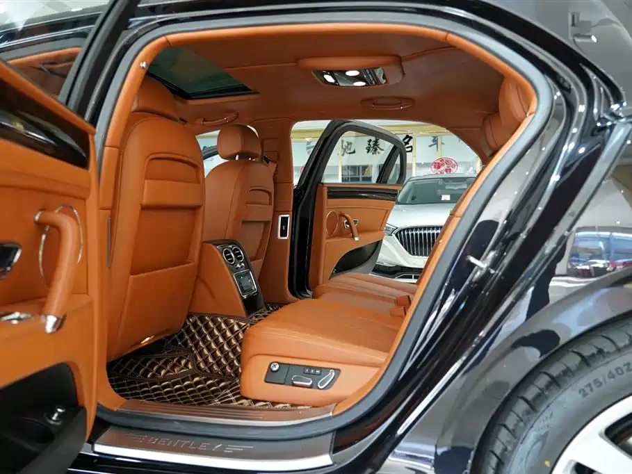 Flying Spur 4.0 T V8 Standard