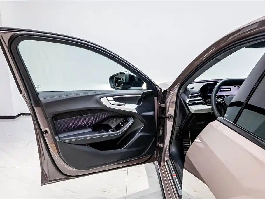 Audi A5 L 2.0 T Sport Plus