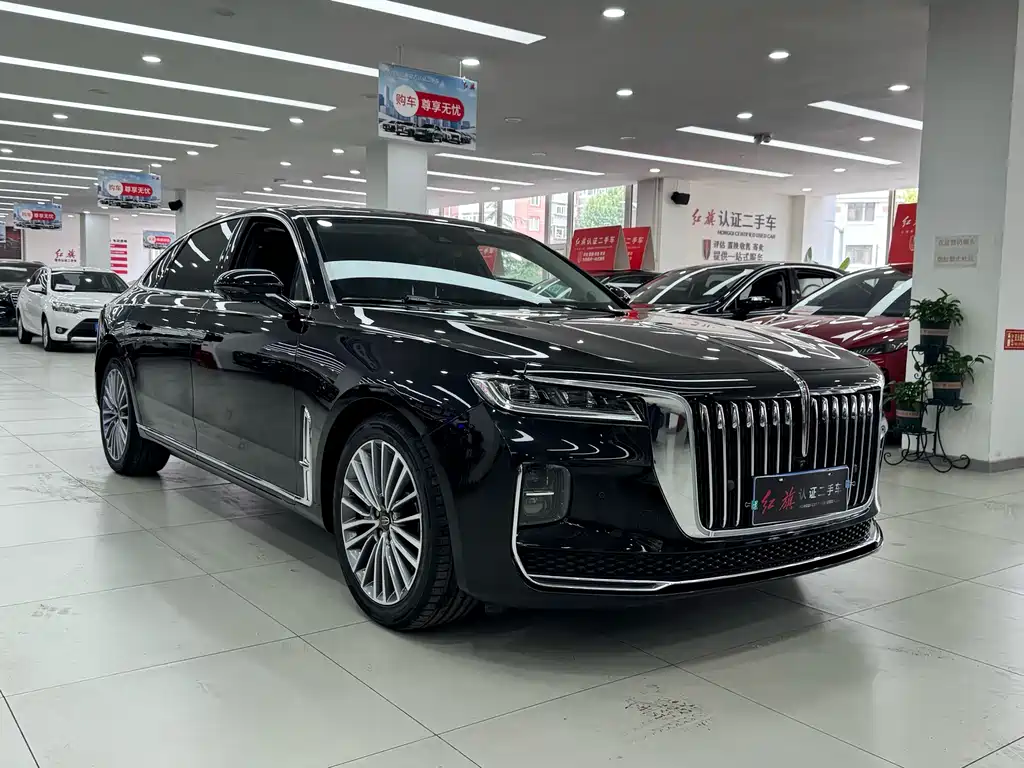 Hongqi H9 2.0 T Connected Flagship Enjoyment