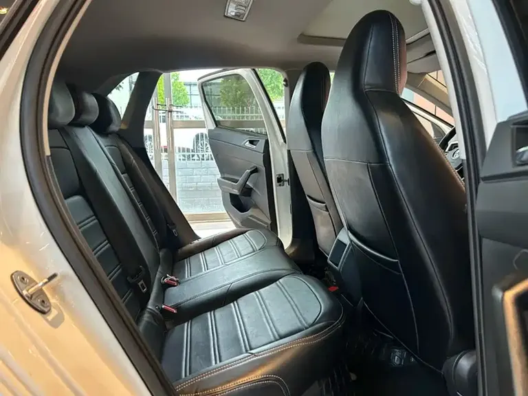 Volkswagen Polo Plus 1.5 L Auto Panoramic Pleasure
