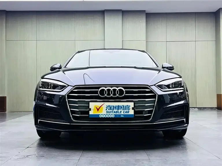 Audi A5 (Import) Coupe 40 TFSI Fashion CN-VI